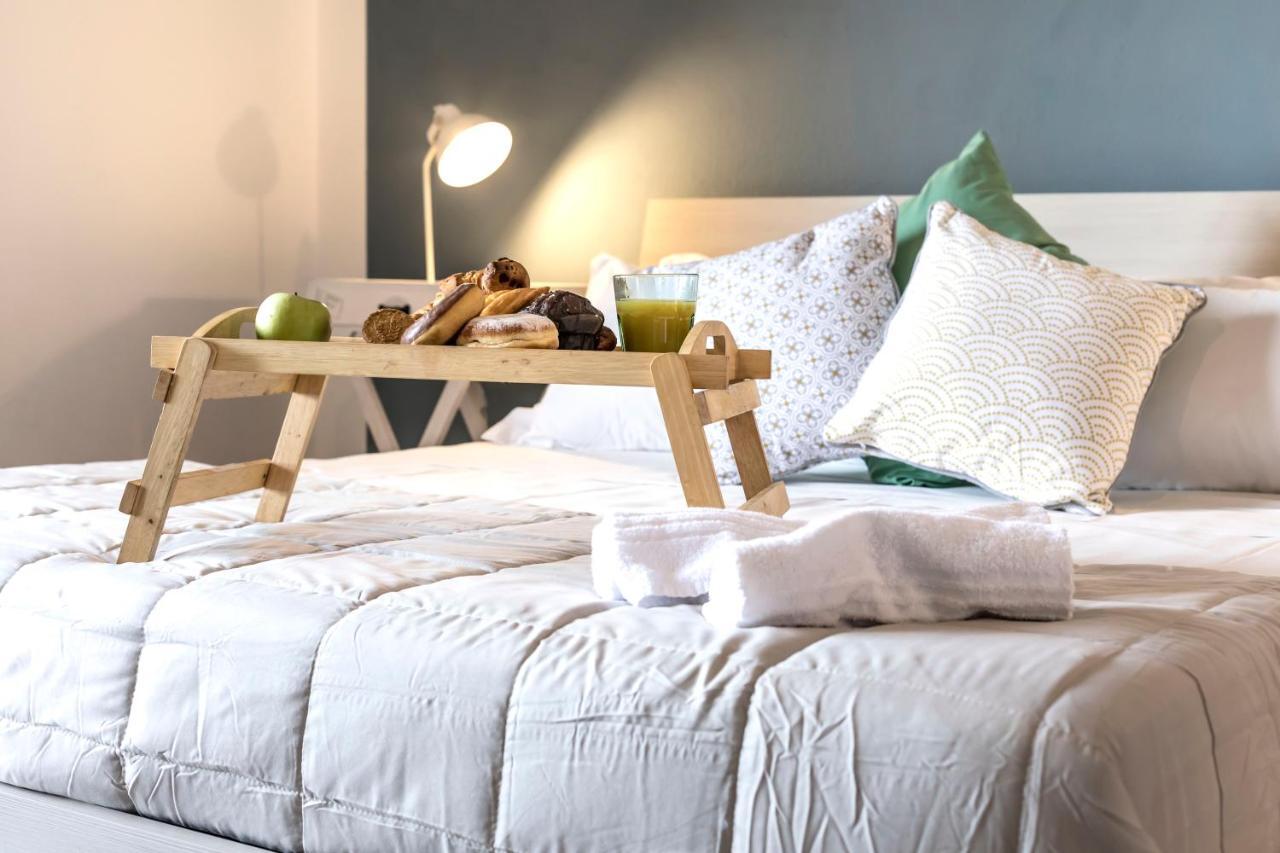 Homey Experience - Navy Sea View Apartments Olbia Dış mekan fotoğraf